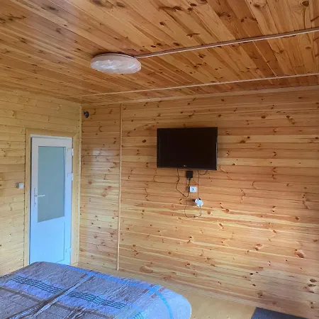 гостинний двір у дядька івана Mizhhirya (Transcarpathia)